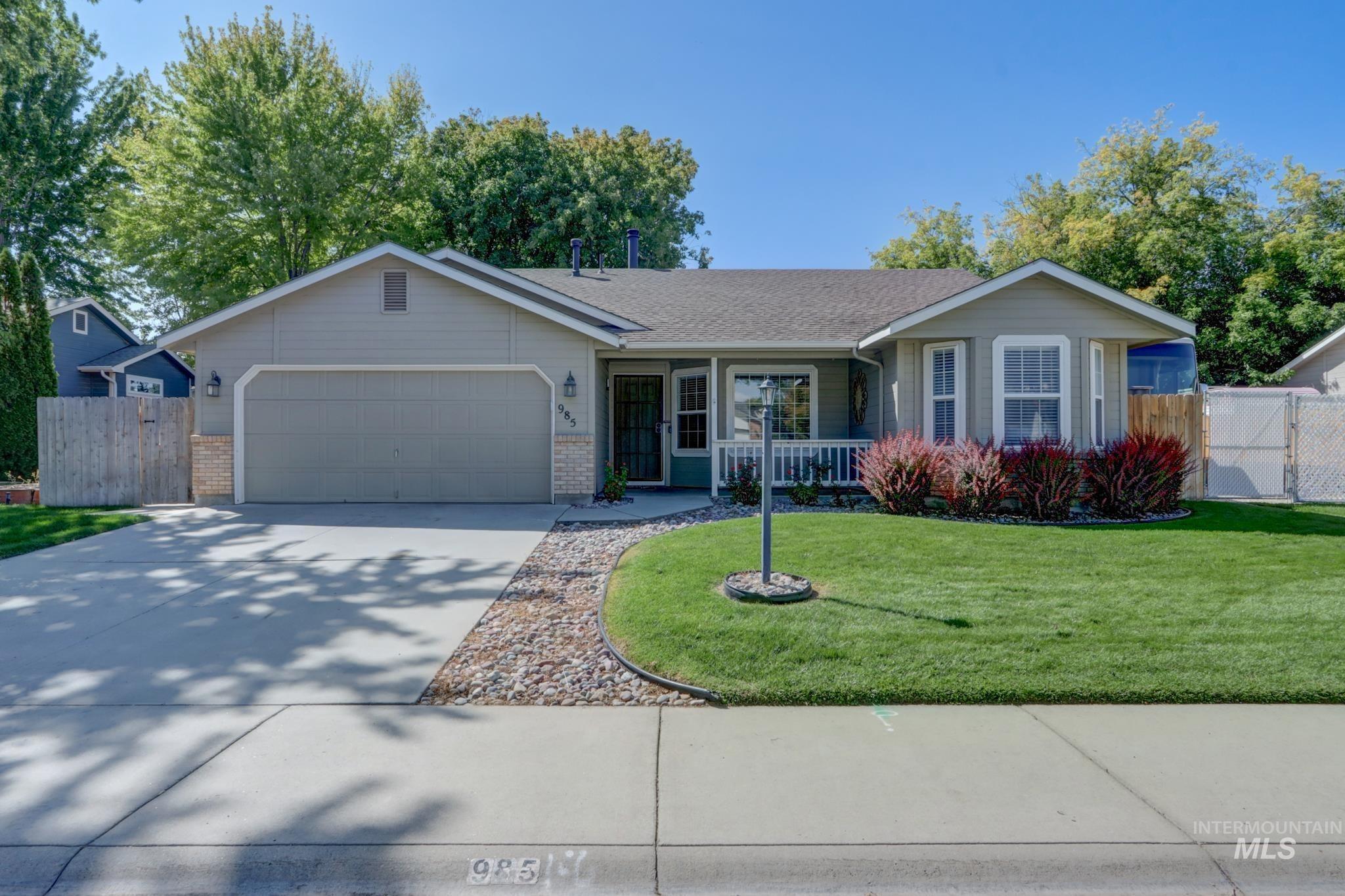 W Greenhead St, Meridian, ID 83642