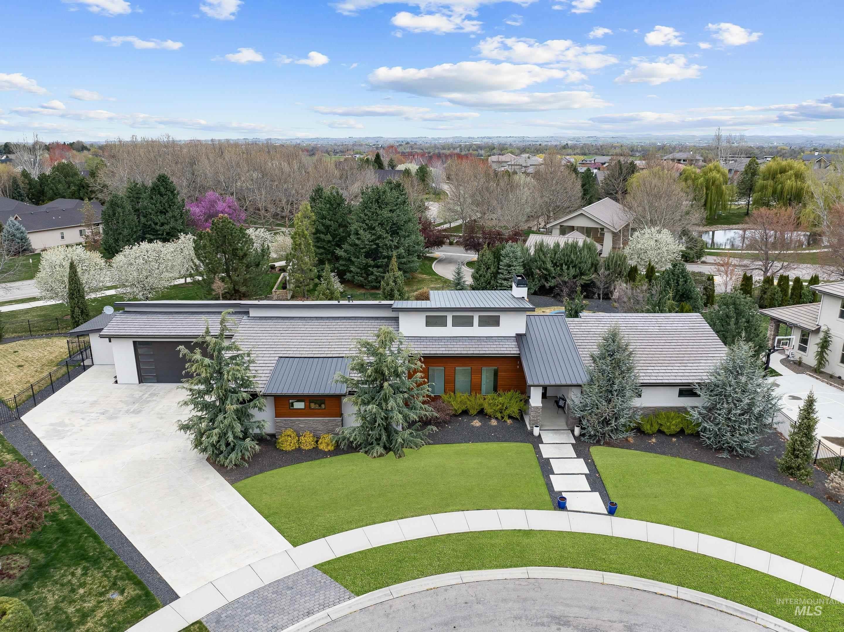 W Red Jade Ct, Meridian, ID 83646
