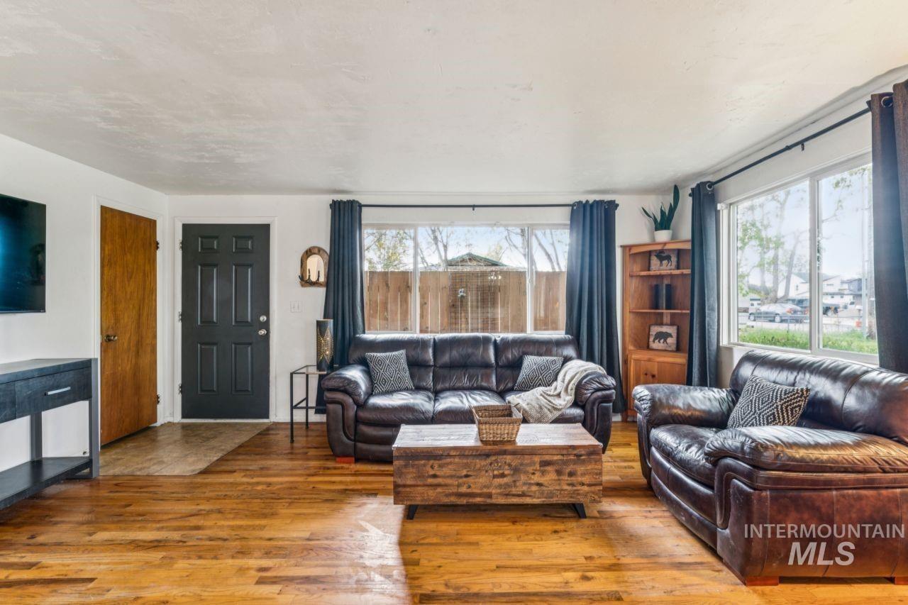N Jackie Ln, Boise, ID 83704