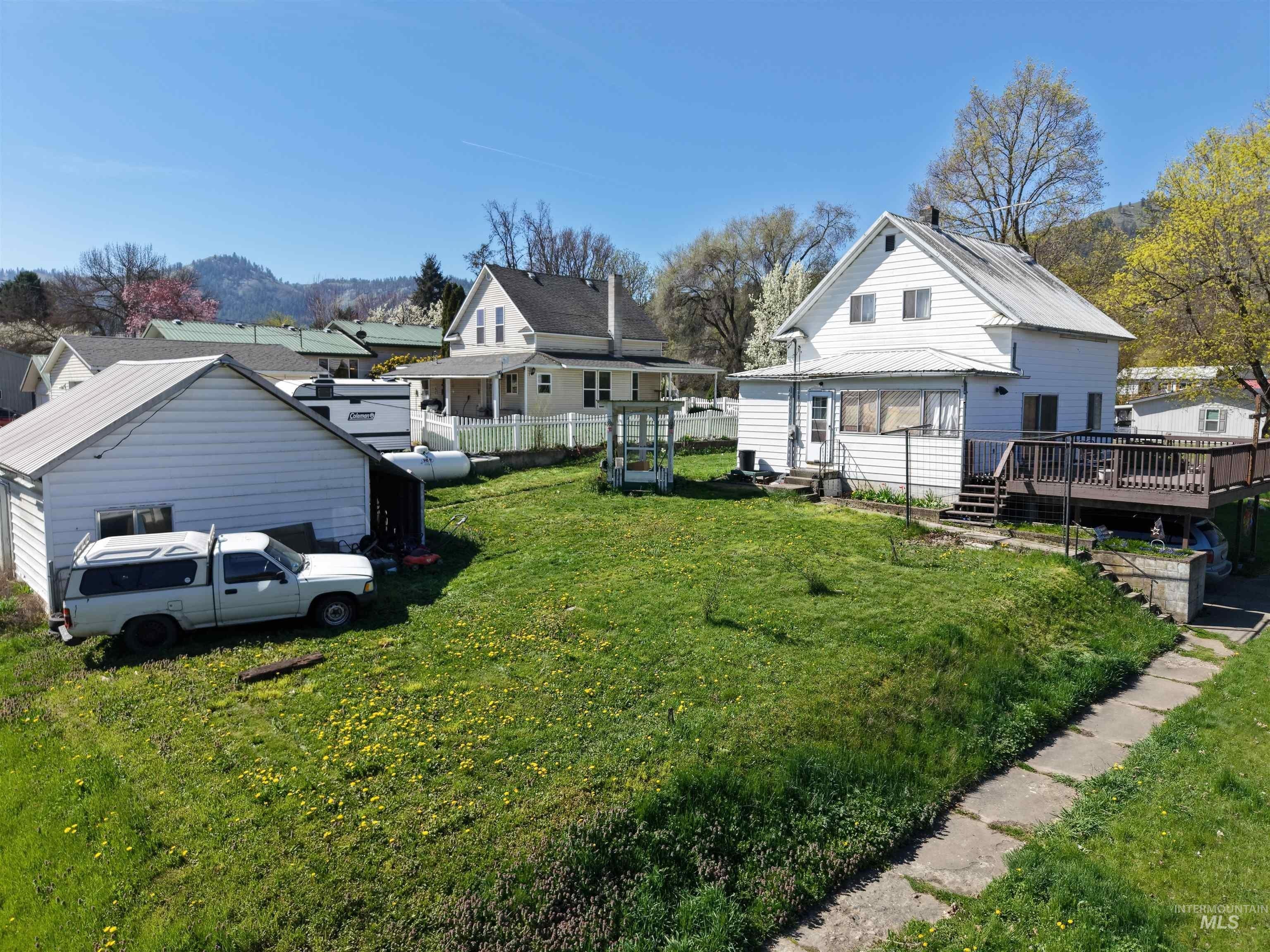 Maple St, Kamiah, ID 83536