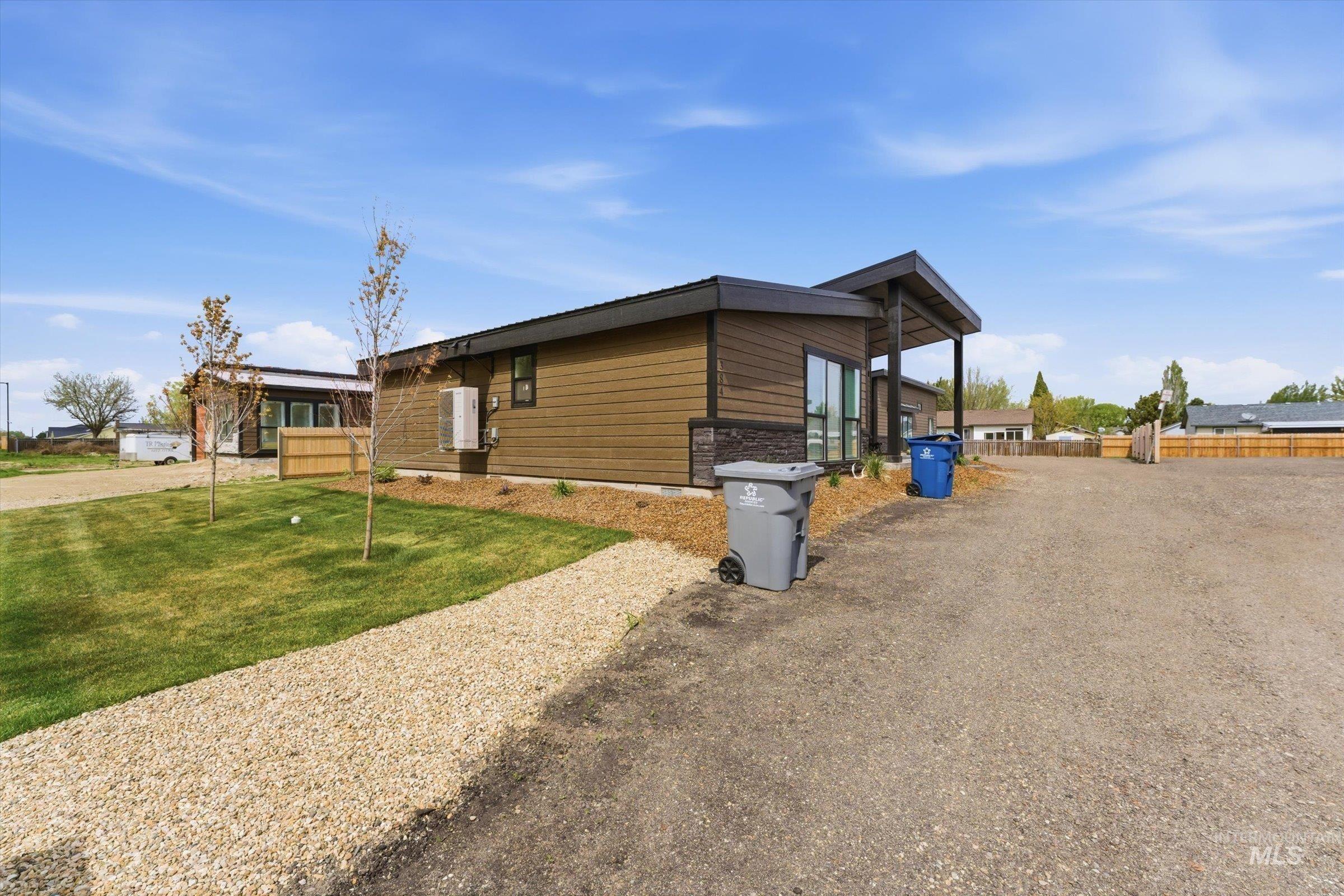 W London St, Middleton, ID 83644