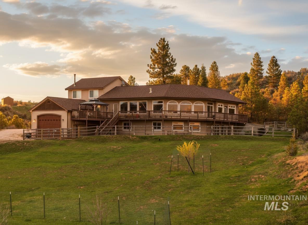 Peregrine Dr, Boise, ID 83716
