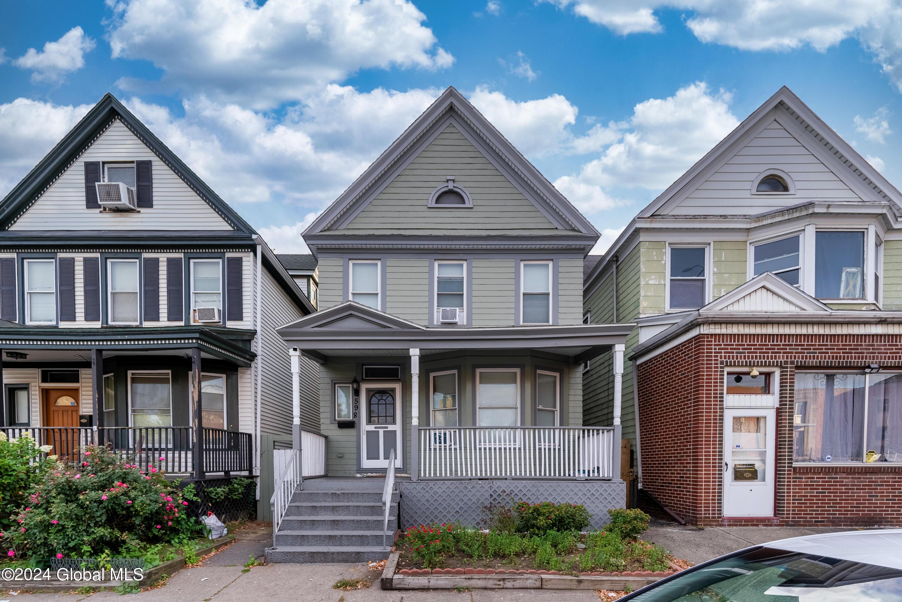 Central Ave, Albany, NY 12206