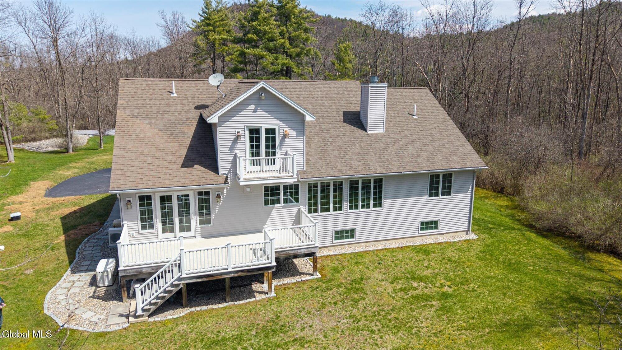 Mossy Point Rd, Ticonderoga, NY 12883