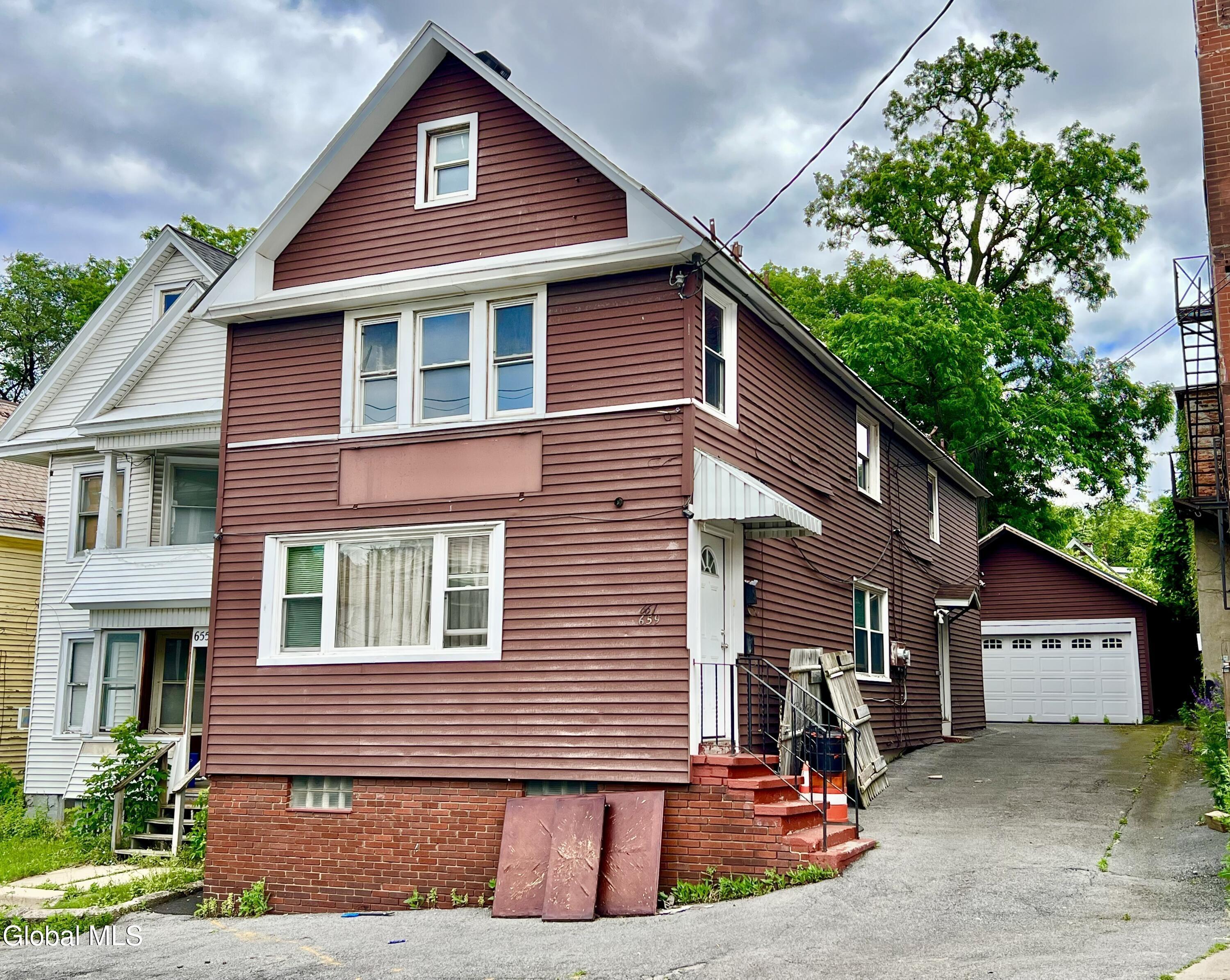 Crane St, Schenectady, NY 12303