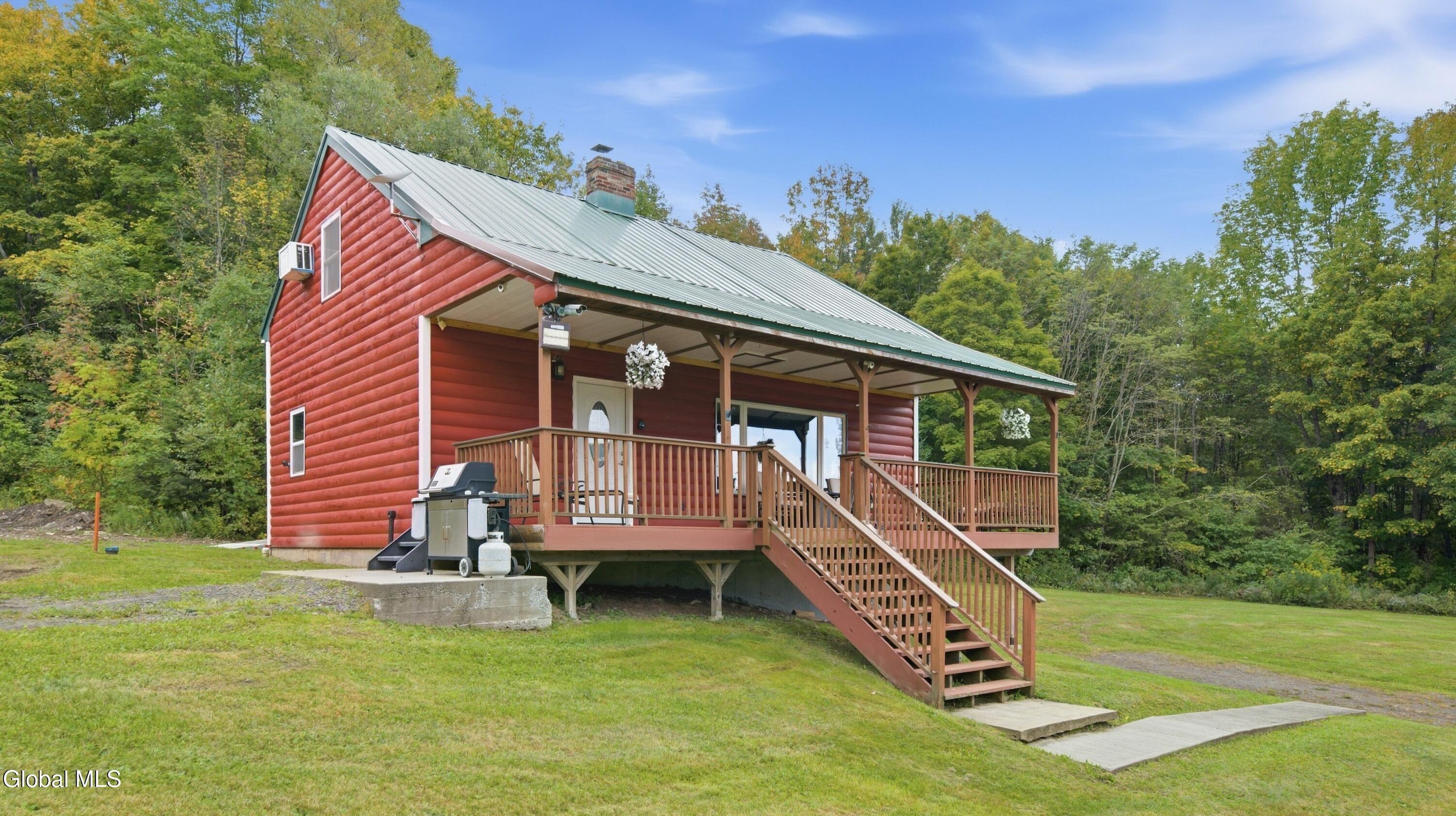 Wes Brown Rd, Cherry Valley, NY 13320