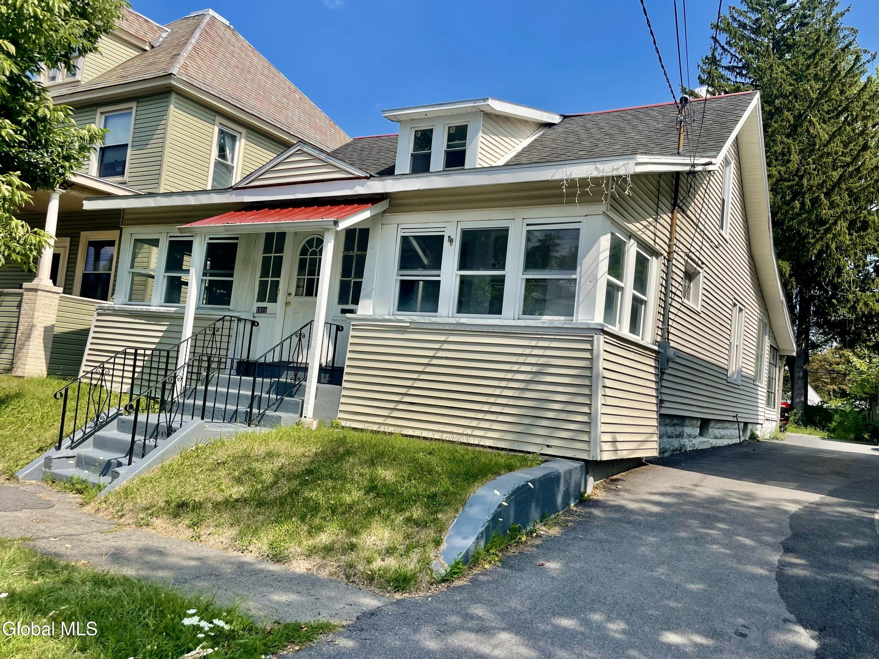 Lenox Rd, Schenectady, NY 12308