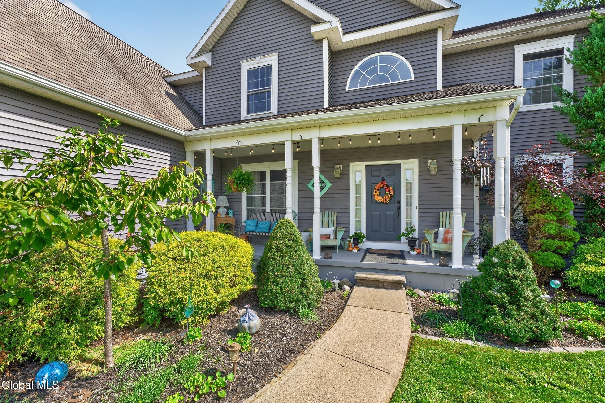 Rebecca Dr, Middle Grove, NY 12850