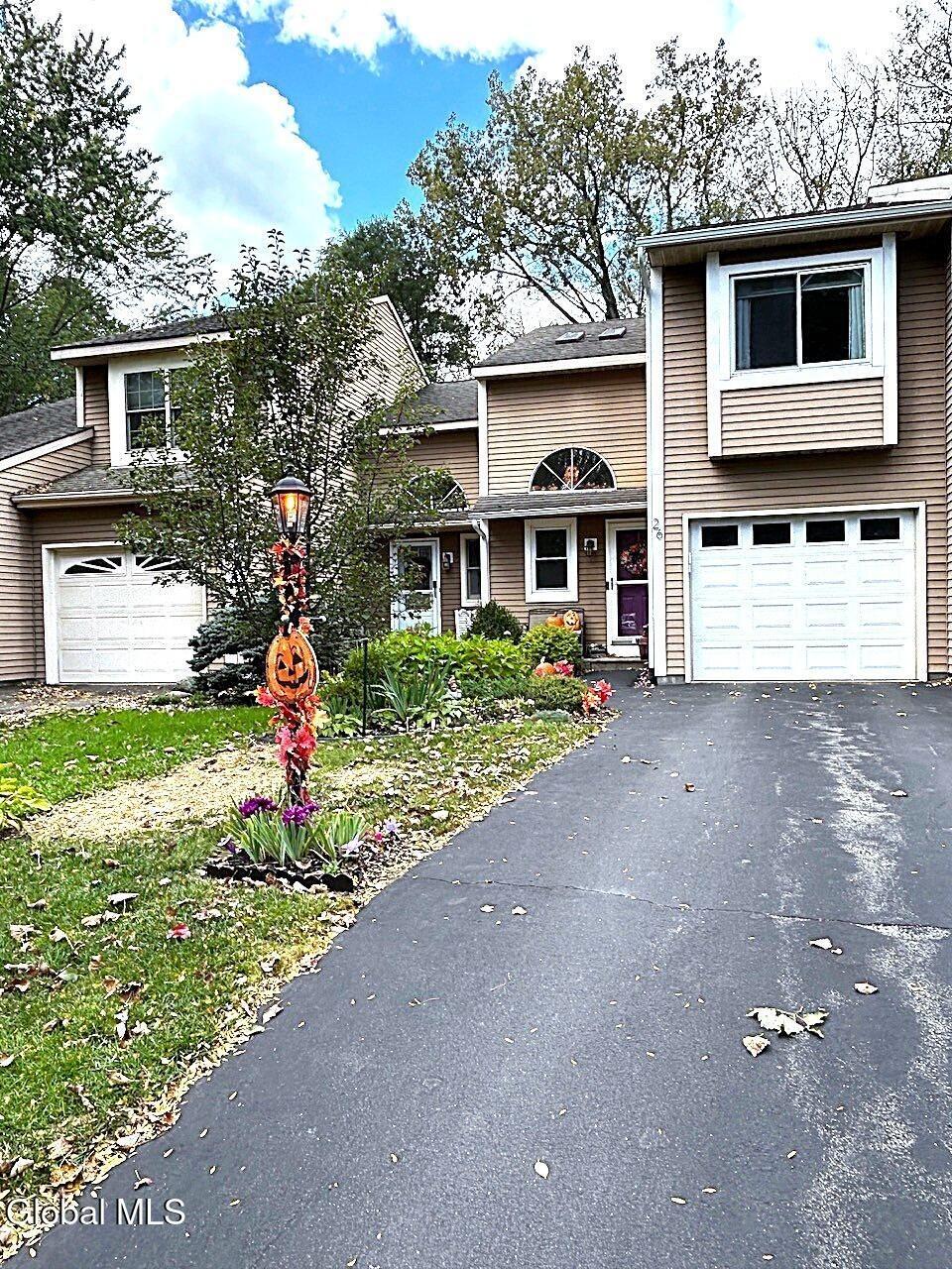 Wilan Ln, Albany, NY 12203