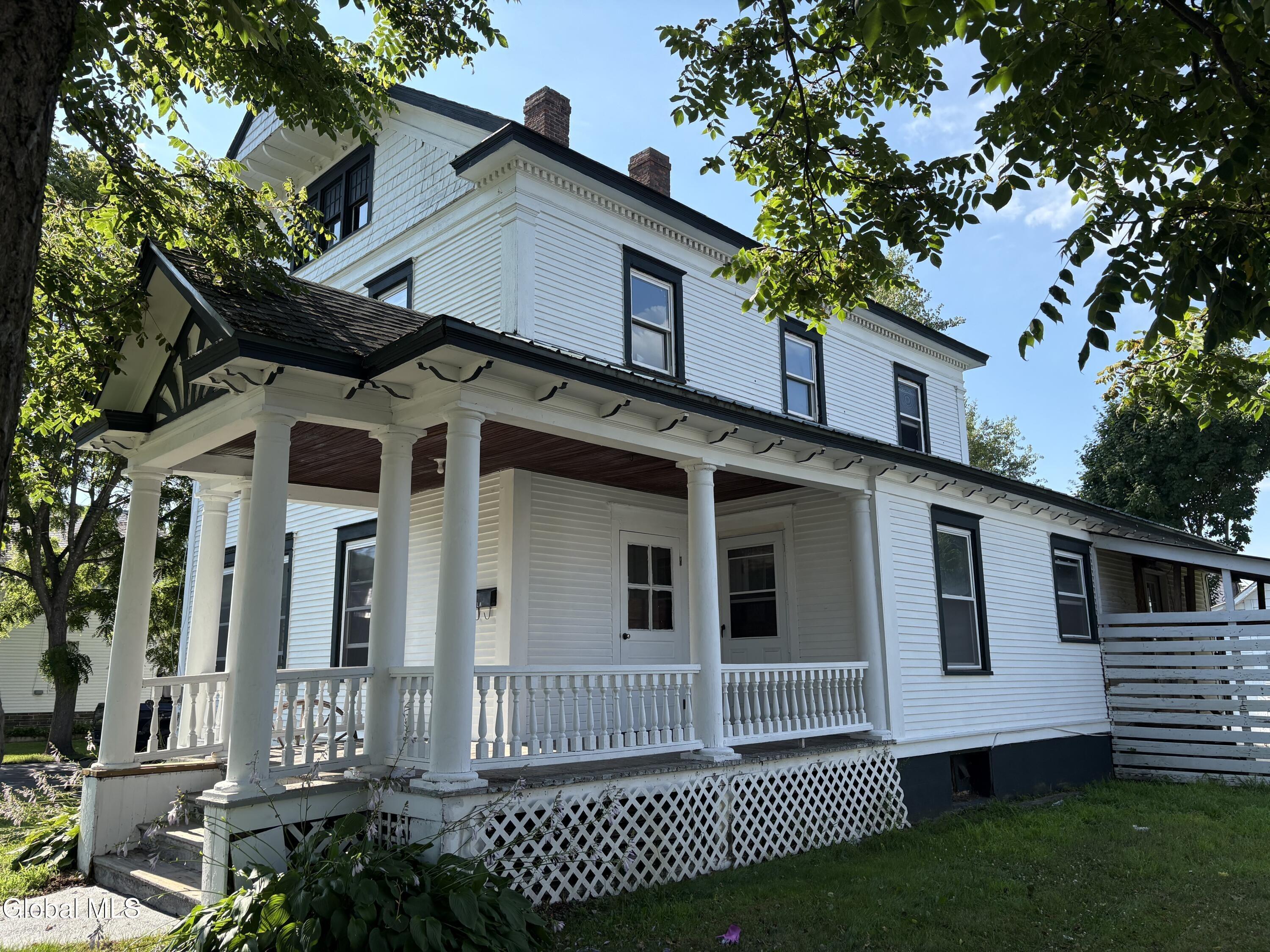 Elm St, Granville, NY 12832