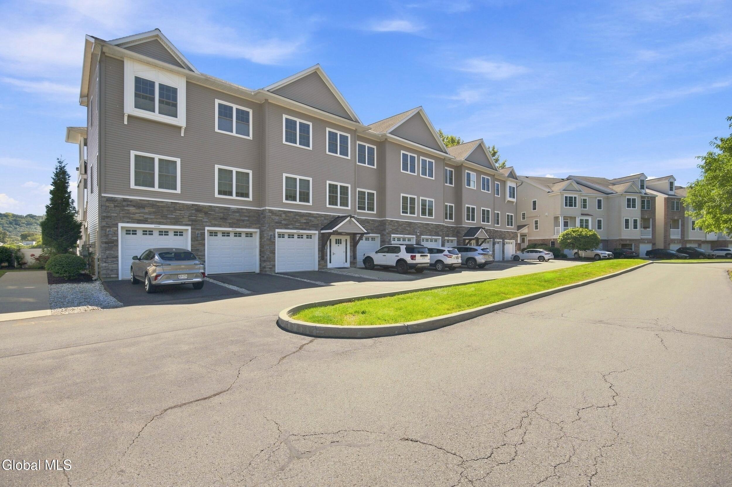 Admirals Walk Dr, Cohoes, NY 12047