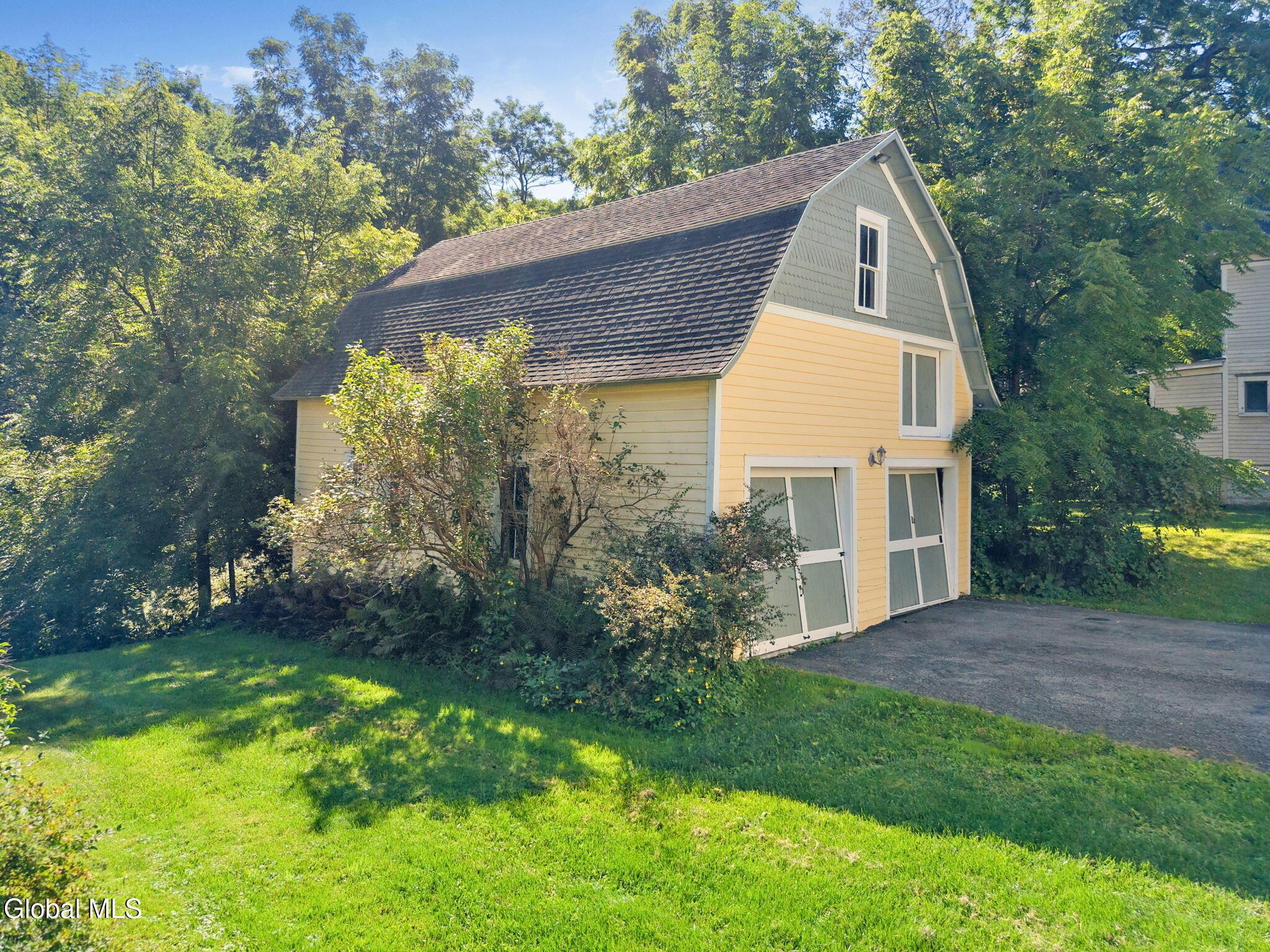 Main St, Sharon Springs, NY 13459