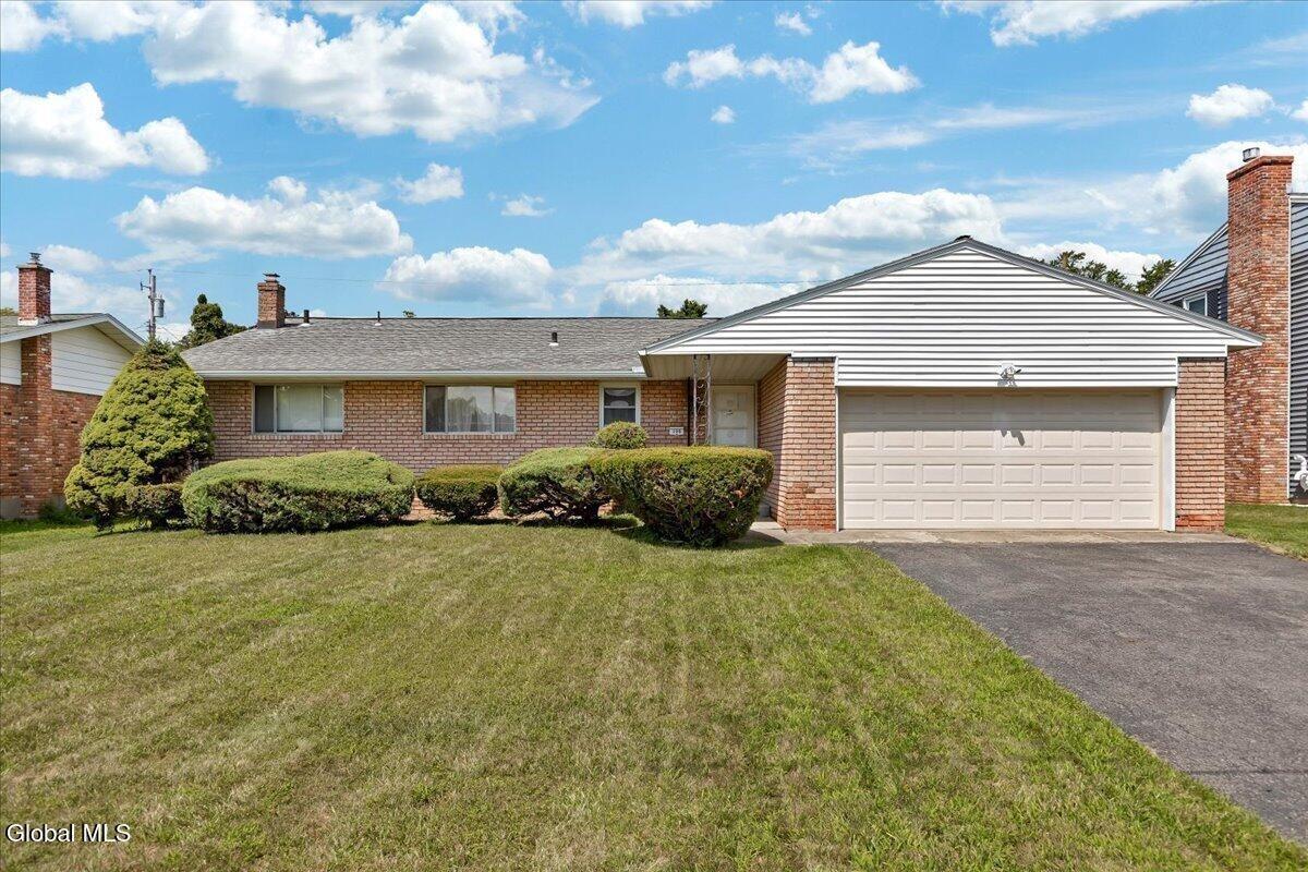 Fairlawn Ave, Albany, NY 12203