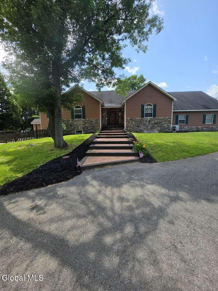 Big Bay Rd, Queensbury, NY 12804