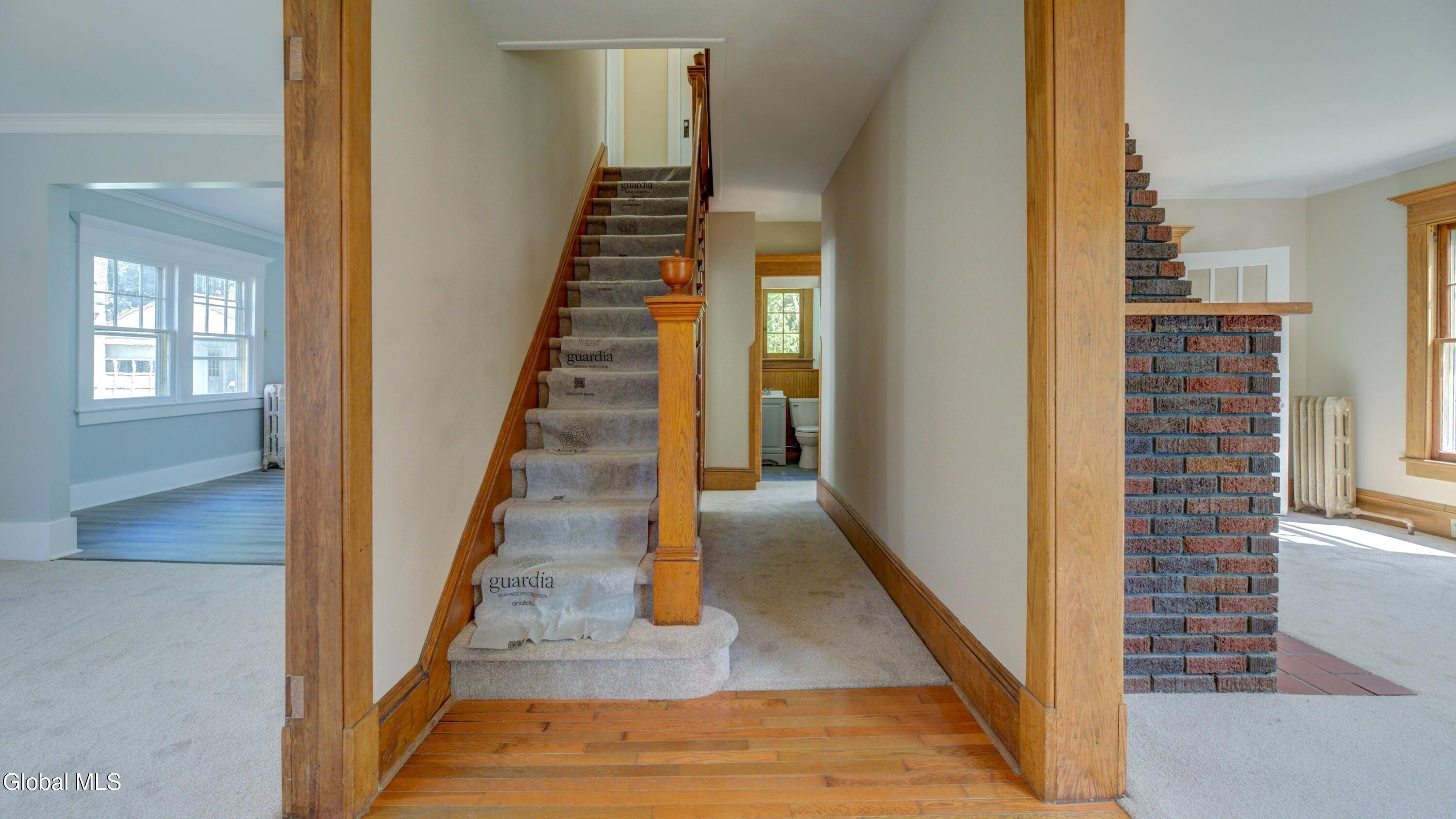 2nd Ave, Gloversville, NY 12078