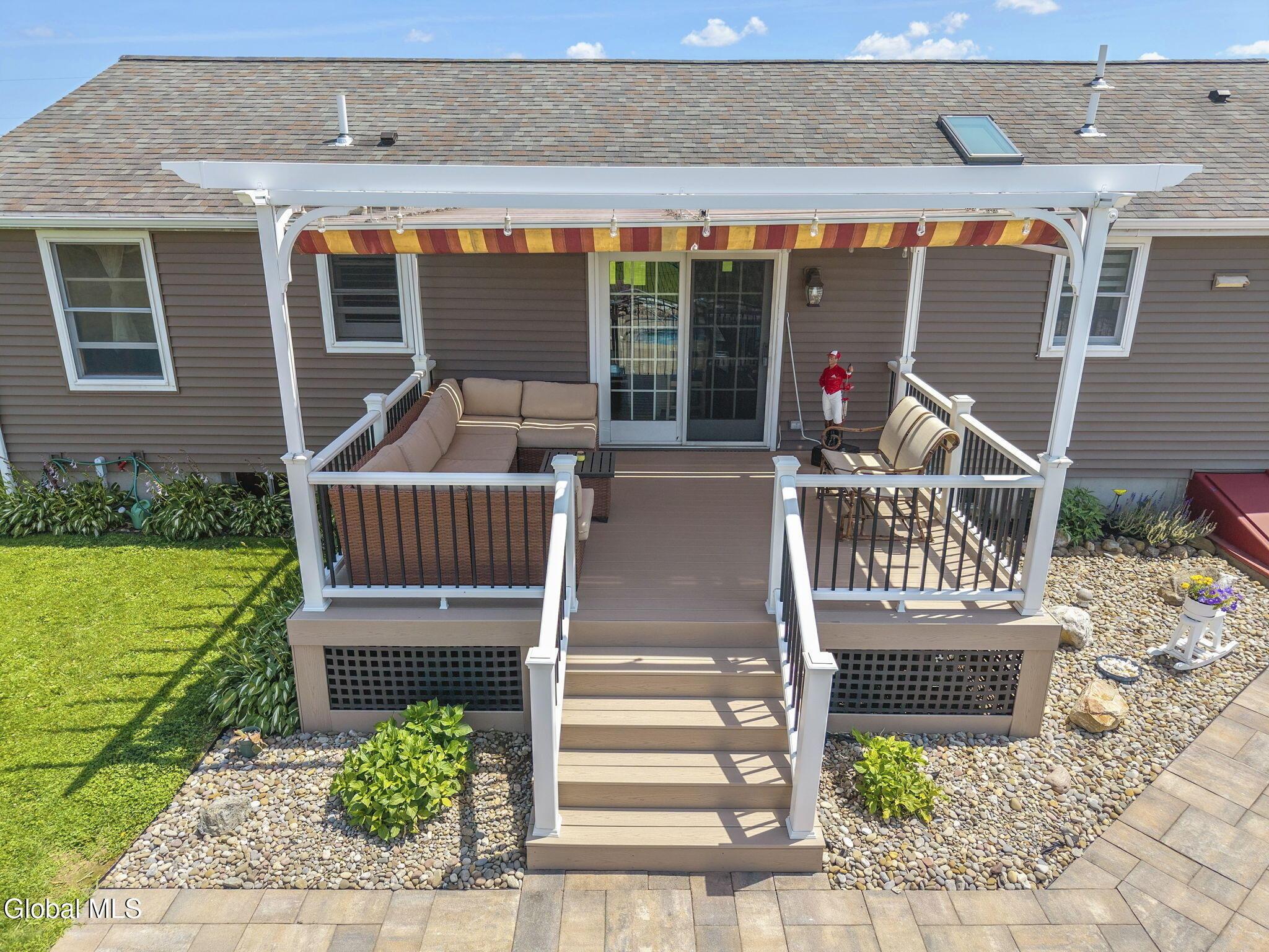 Fuller Rd, Amsterdam, NY 12010
