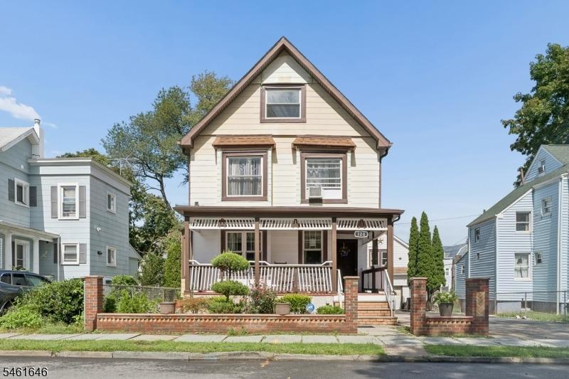 Norman St, East Orange, NJ 07017