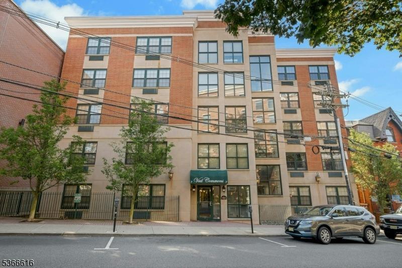 Prospect St, Morristown, NJ 07960