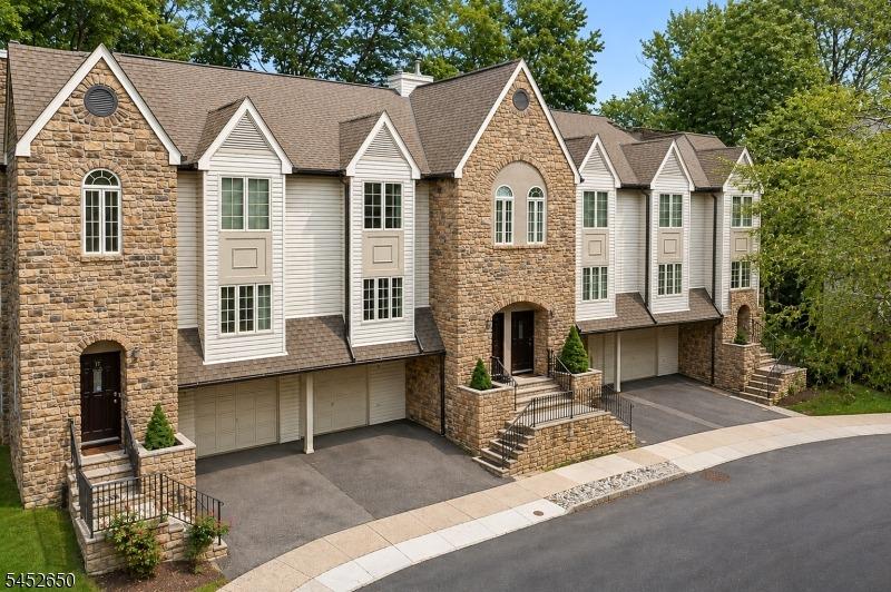 Starling Way, Berkeley Heights, NJ 07922