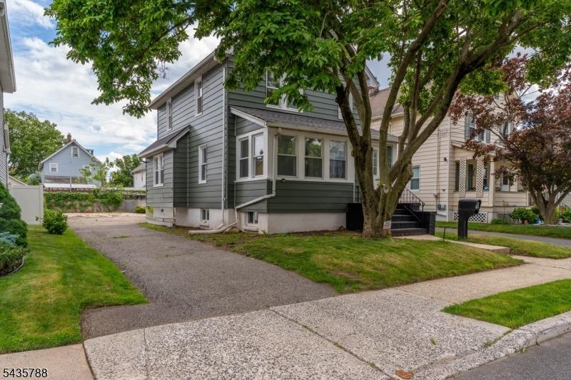 Jean Ct, Woodbridge, NJ 07095