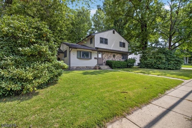 W Park Ave, Lindenwold, NJ 08021