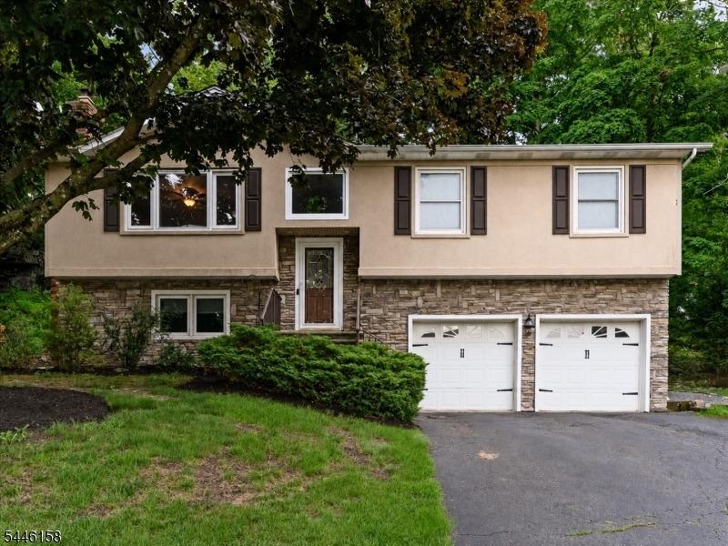 Valley View Trl, Sparta, NJ 07871