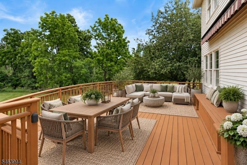 Montfort Dr, Belle Mead, NJ 08502