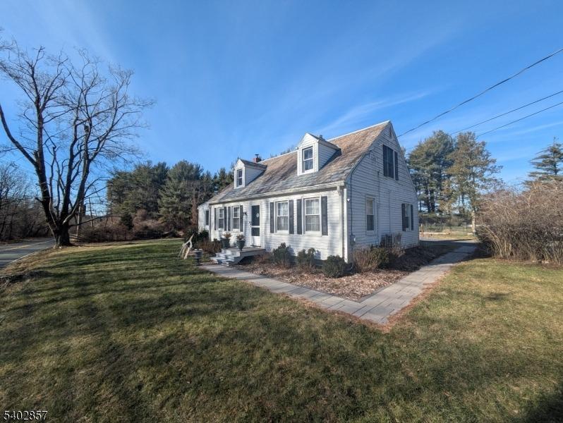 Cherry Valley Rd, Princeton, NJ 08540