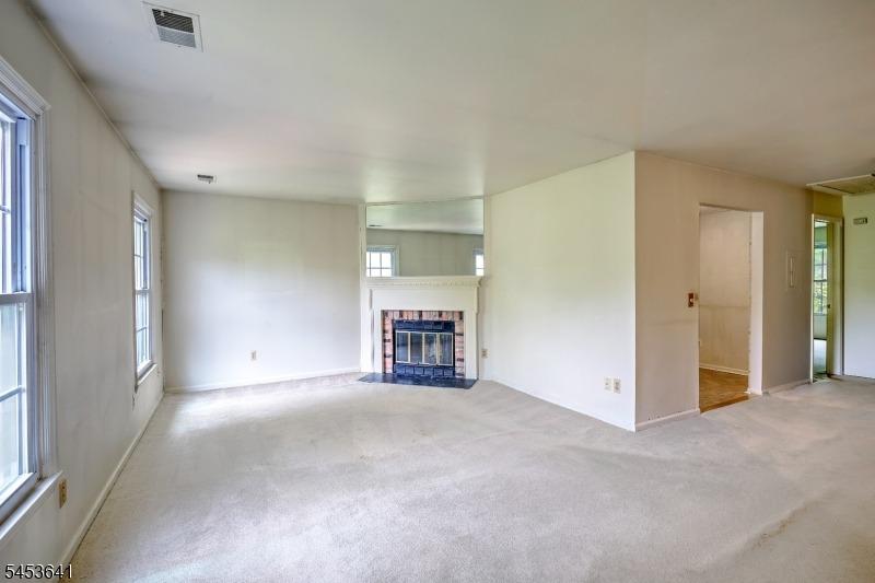 Jamestown Rd, Basking Ridge, NJ 07920