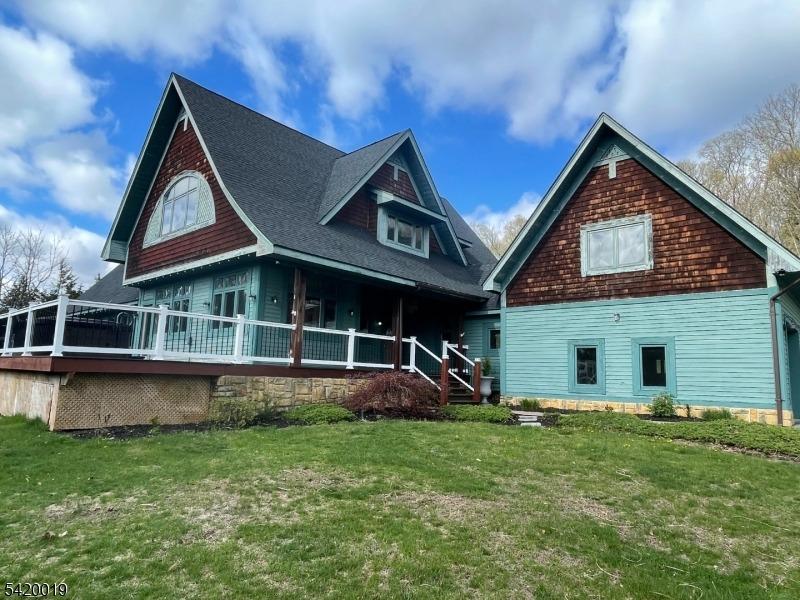 Highlands Ln, Hardwick, NJ 07825