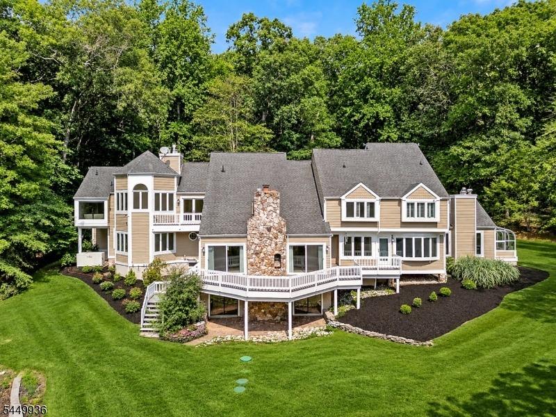 Rippling Brook Way, Bernardsville, NJ 07924