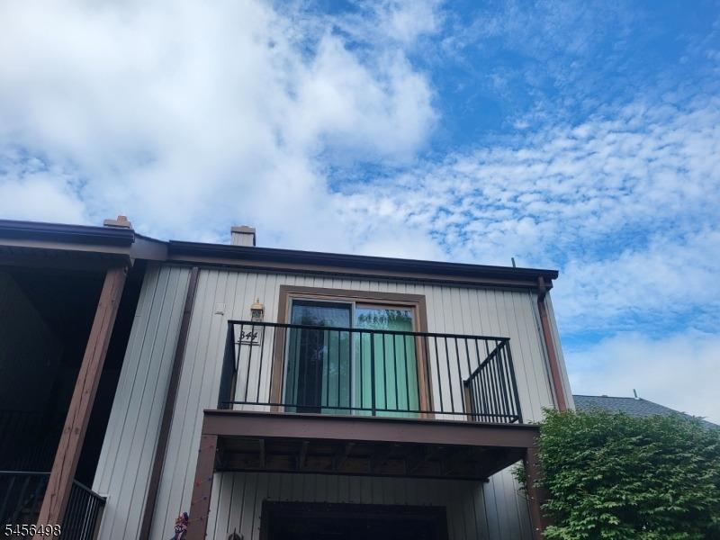 Dell Pl, Stanhope, NJ 07874
