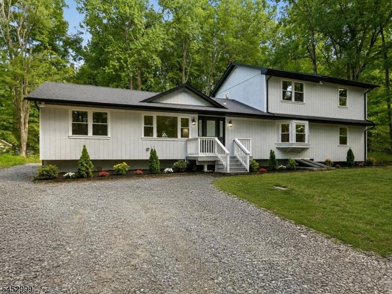 Winding Way, Sussex, NJ 07461