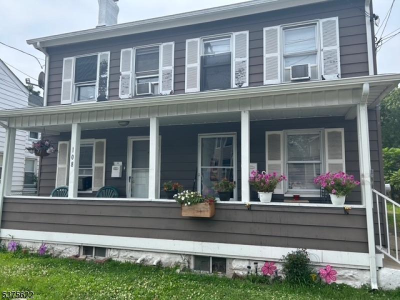 W Somerset St, Raritan, NJ 08869