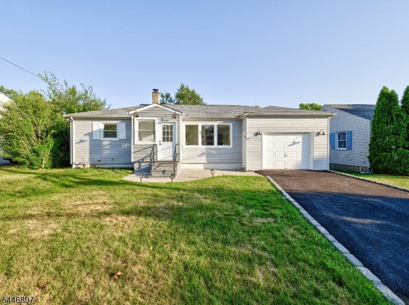 Valley Rd, Clark, NJ 07066