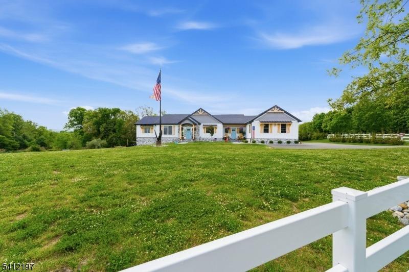 Sterling Dr, Sussex, NJ 07461