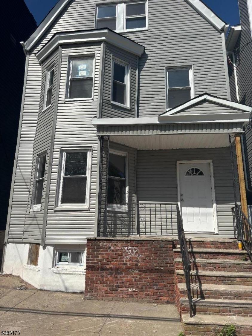 Littleton Ave, Newark, NJ 07103