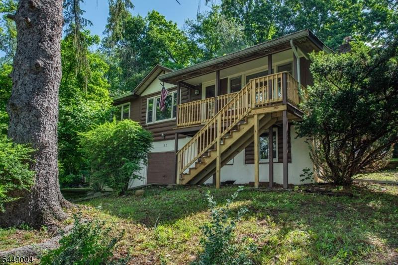 Lakeside Ave, Stockholm, NJ 07460