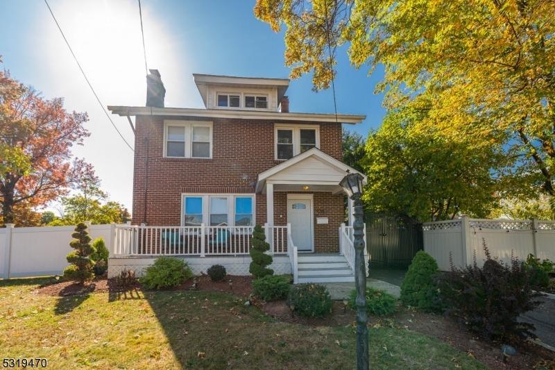 Stone St, Rahway, NJ 07065