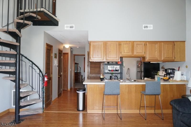 Greg Norman Ct, Vernon, NJ 07462