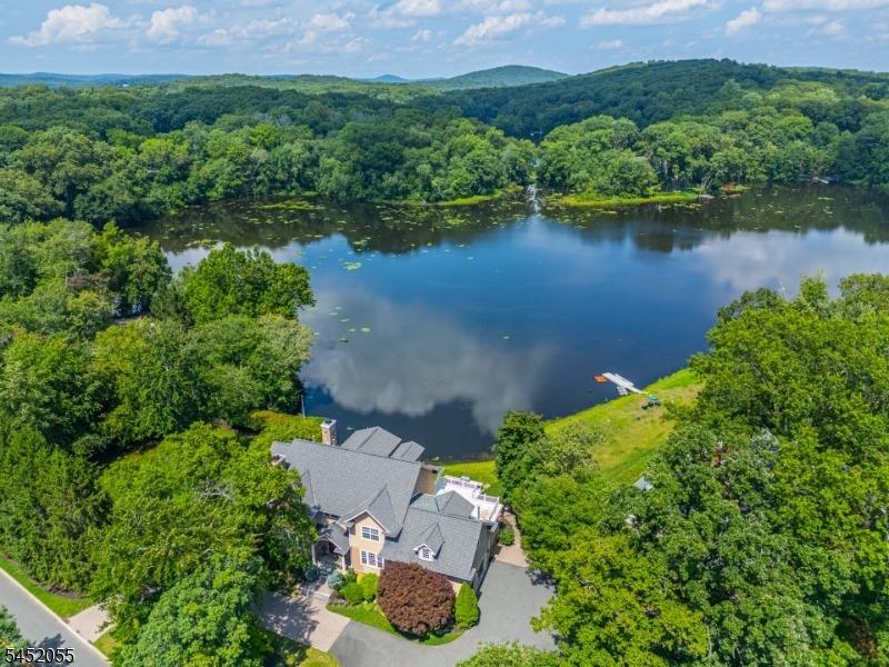 N Pocono Rd, Mountain Lakes, NJ 07046