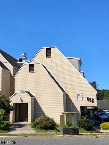 Pompton Ave, Cedar Grove, NJ 07009