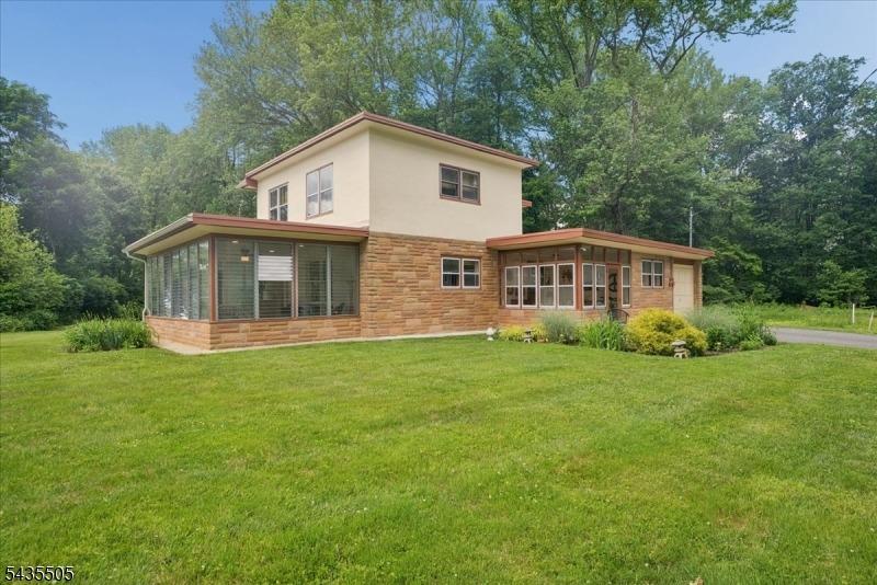 Cedar Ct, Roosevelt, NJ 08555