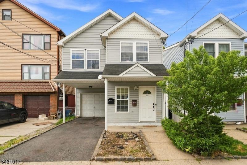 Pine St, Elizabethport, NJ 07206
