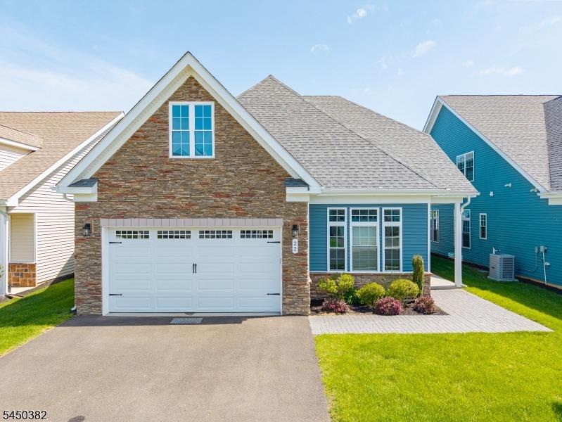 Samjan Cir, Hightstown, NJ 08520