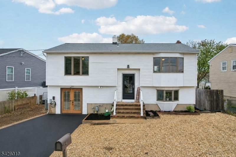 Oceanic Dr, Toms River, NJ 08753