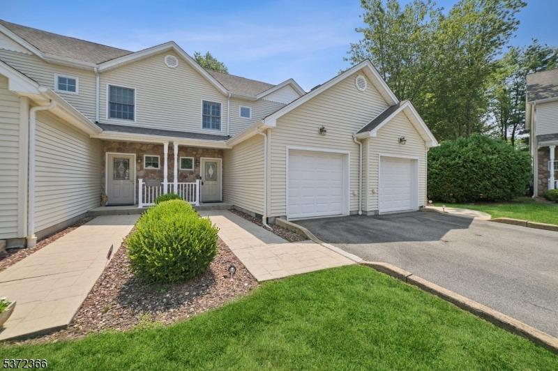 Ridgedale Ave, East Hanover, NJ 07936