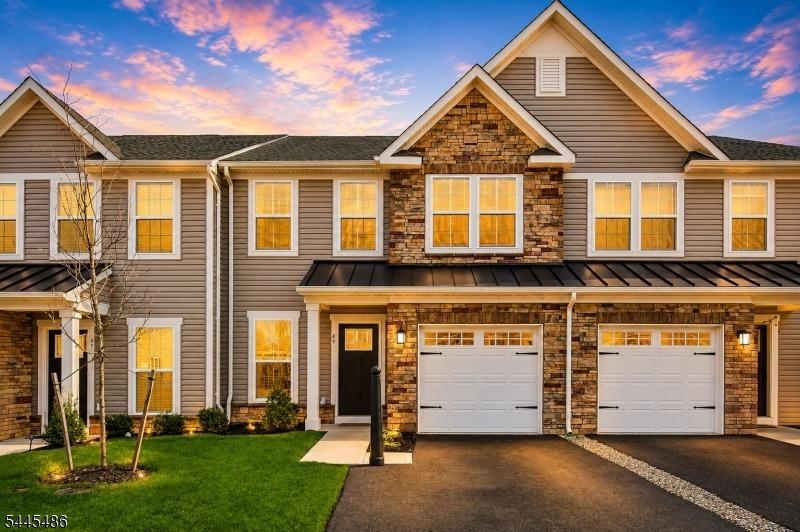 Owen Ct, Somerset, NJ 08873