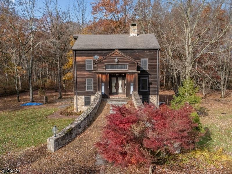 Driftway E, Hampton, NJ 08827