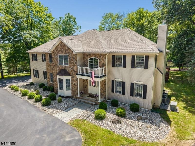 Elk Ridge Rd, Califon, NJ 07830
